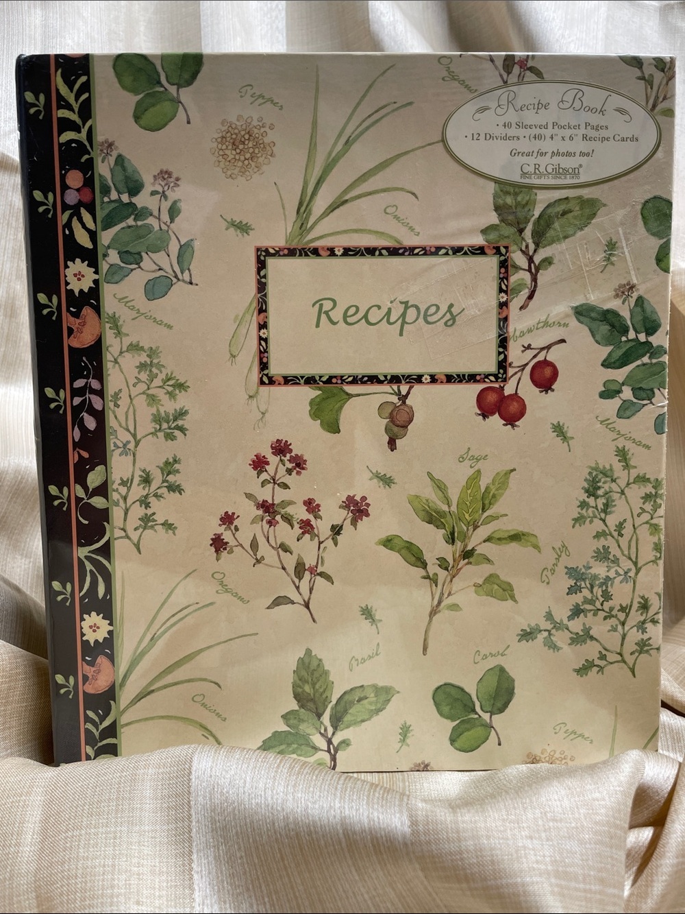 Gibson Botanical Recipe Organizer in Cream and Green NWT